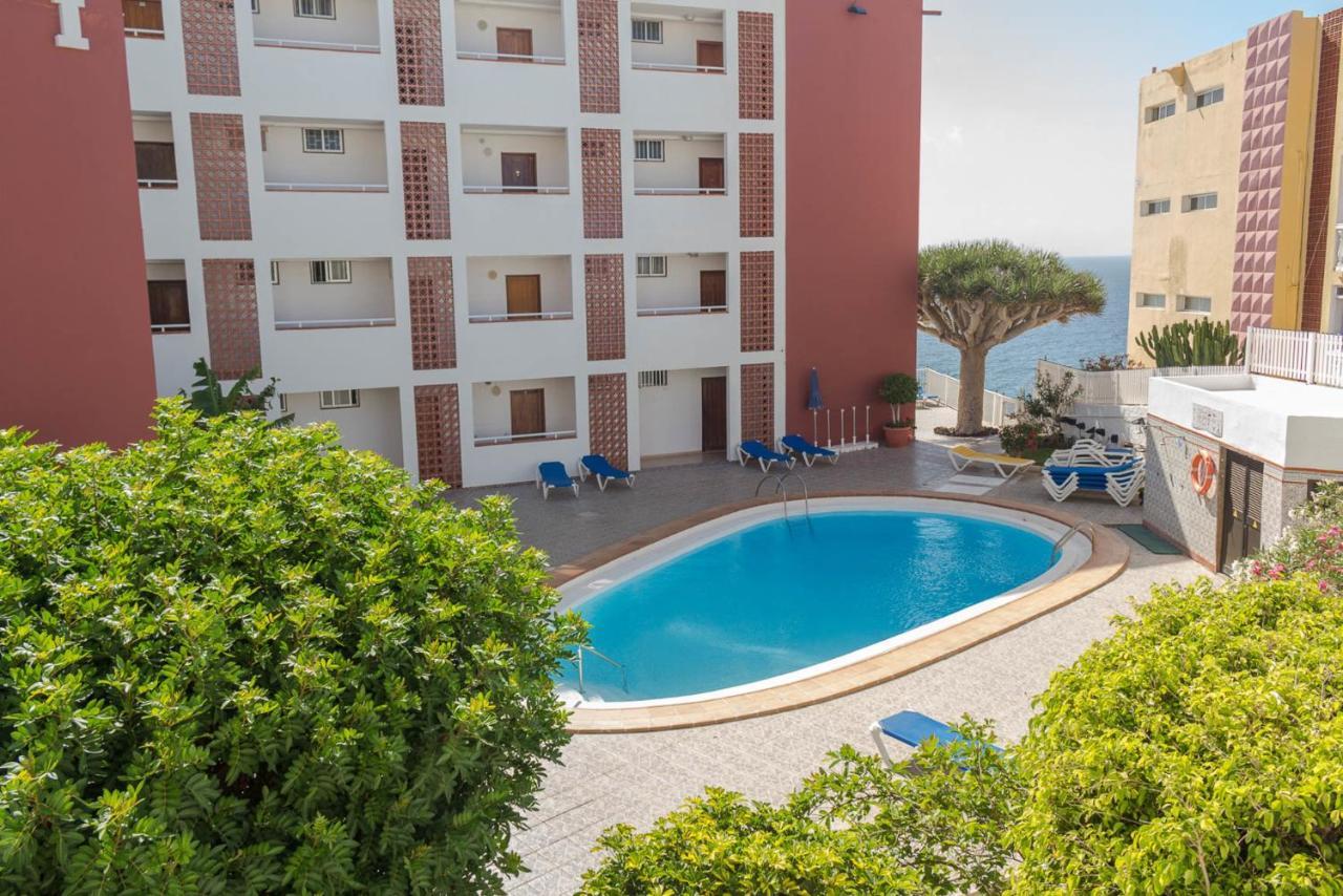 Apartament With Sea View And Pool *